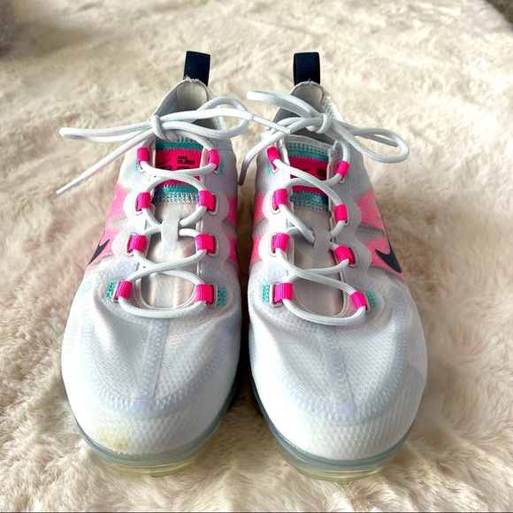 Nike Air Vapormax - Picture 2 of 8